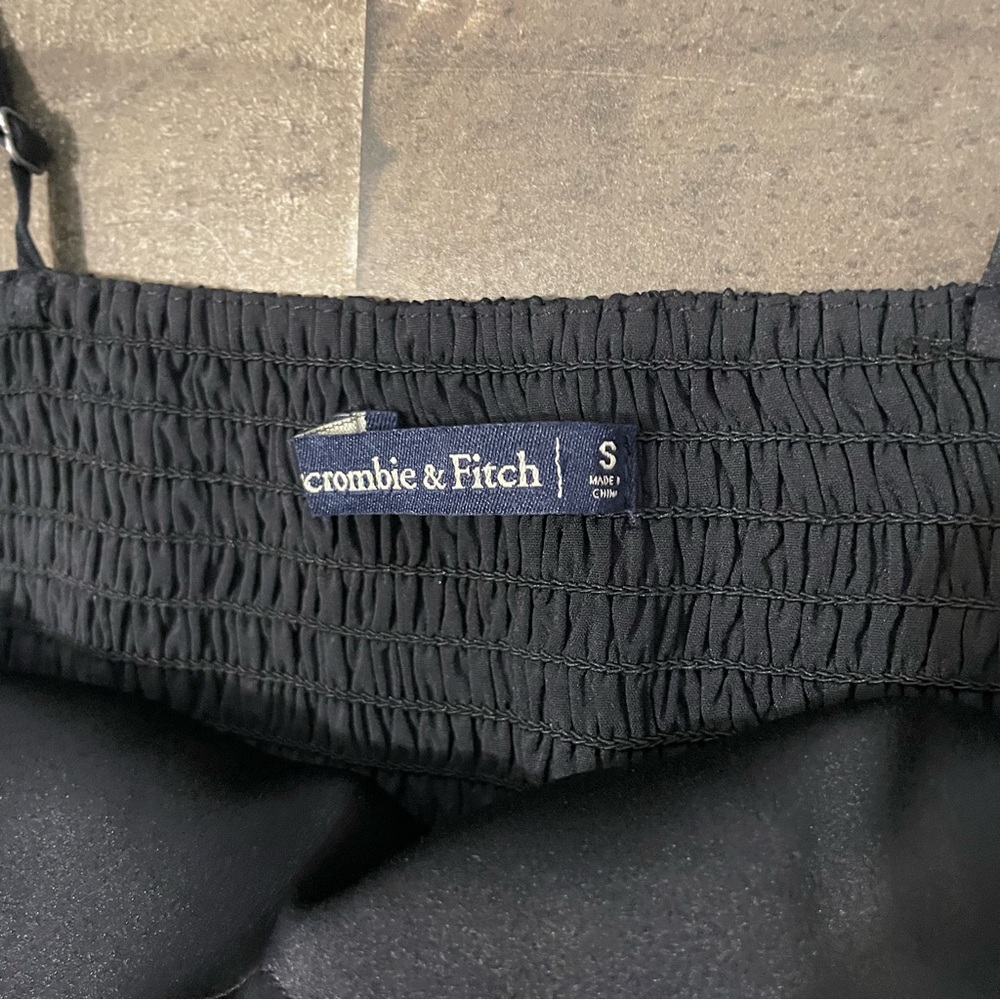 Women's Abercrombie & Fitch Satin Tie-Front Wide Leg Jumpsuit Black Size Small - Picture 10 of 11